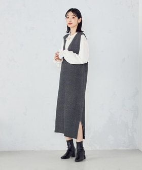 Ｖネック　ニットワンピース