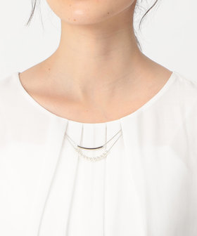 フェイクパールアクセ付き 半袖ブラウス（12-69CG04-204