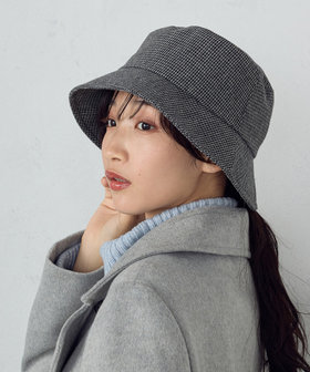 FOXEY 黒 バケットハット レザー装飾 フラワー刺繍オーガンジーレースバケットハット - 帽子