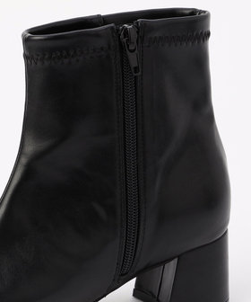 こむ kotohayokozawa】【SKOOKUM】STADIUM JUMPER｜CONVERSE TOKYO