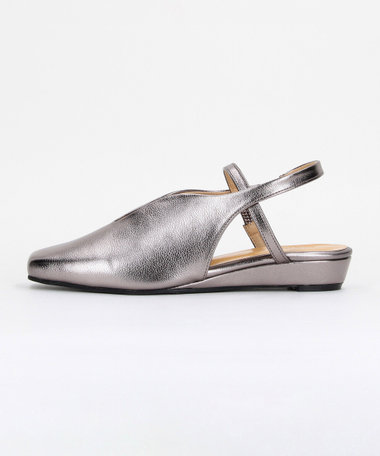 バックスリング パンプス