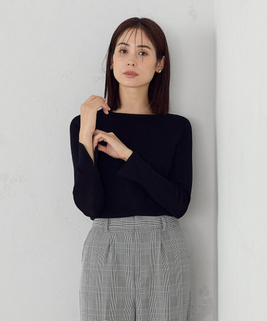 スクエアネック　ニット