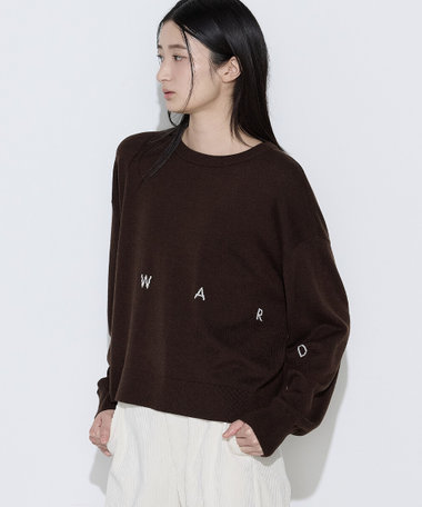 〔+サイズ〕12G天竺編み ロゴ入りニットプルオーバー