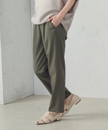 【美しいベーシックパンツ】ストレッチテーパードパンツ