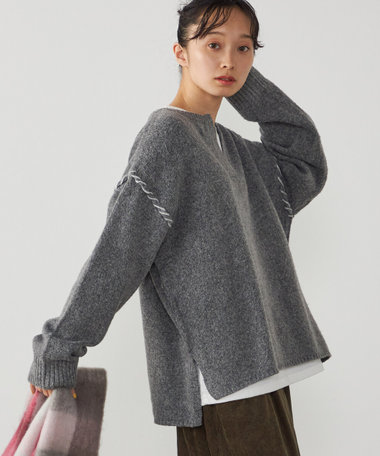 【セットアイテム】キーネックニット＋Ｔシャツ