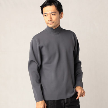 総針編み　ハイネックセーター