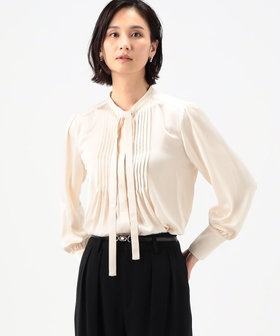 美品✨ルフィル シアーボイルピンタックブラウス ボウタイ ブラック LE PHIL》シアーボイルピンタックブラウス - メルカリ
