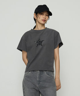 '02〜03秋冬コレクション☆スパンコール刺繍半袖Ｔシャツ【未使用】 SALE】スパンコール刺繍ロゴクロップドTシャツ - 12Twelve