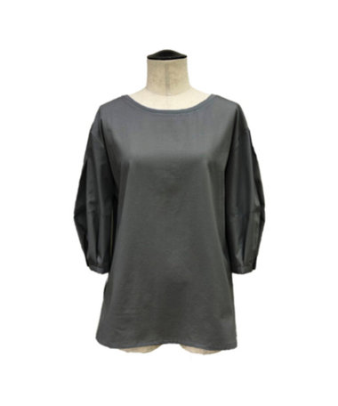 〔 +サイズ 〕 80／-ポンチ ドッキングプルオーバー