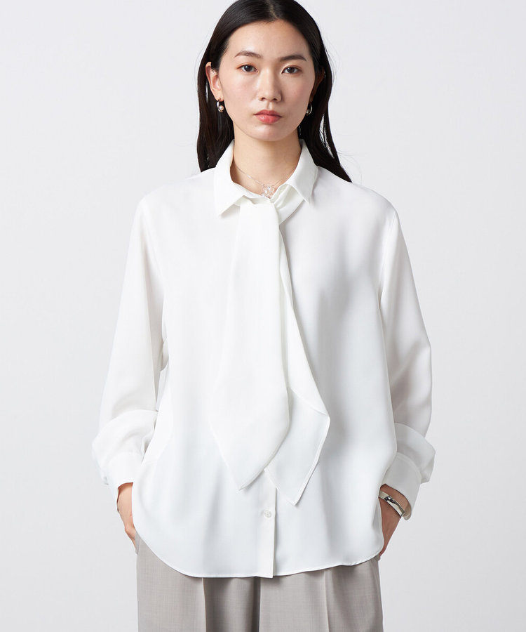 ボウタイ ブラウス