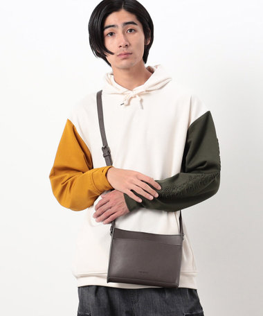 スクエアショルダー