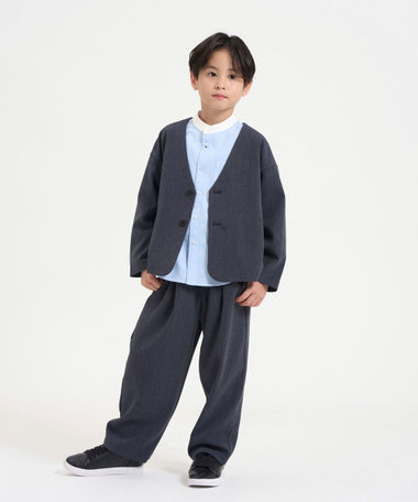 【オンライン限定】ノーカラーセットアップスーツ