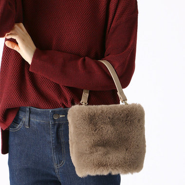 小物使いで秋先取り！