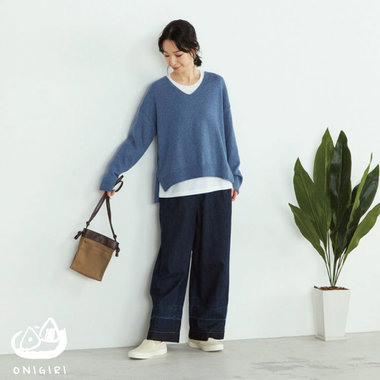 入荷初日から大人気！新作ニット