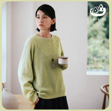 ニットアイテムで、柔らかく、あたたかな冬を。