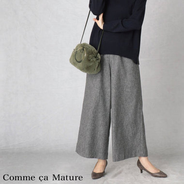 今この時期、コレがおススメ♪トレンド感抜群、秋冬素材のワイドパンツ。