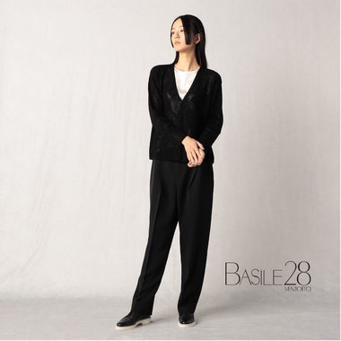 レーシーニット