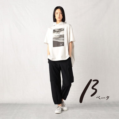 空と海のプリントTシャツ