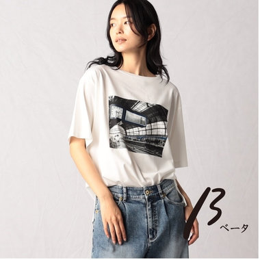 モノクロプリントTシャツ