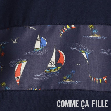 ヨットモチーフのさわやかなマリン柄