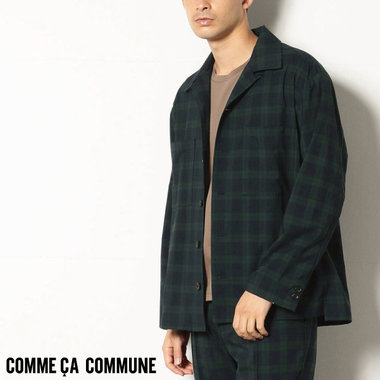 今は、さらりと羽織れるアウターがあるとちょうどいい♪