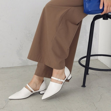 ポインテッドトゥメリージェーンパンプス