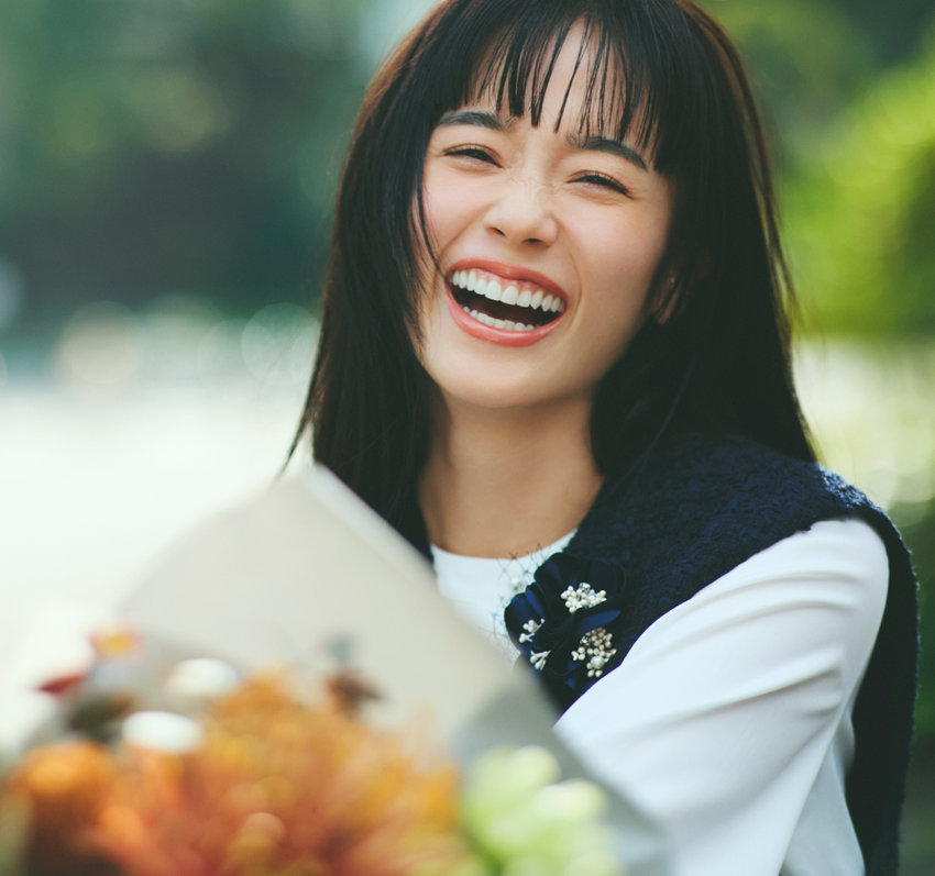 宮城舞さんがまとう【セレモニースタイル】│コムサイズム 2026.01.06