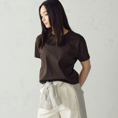 ボックスシルエット クロップド丈Ｔシャツ